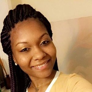 Meet your Posher, Candice